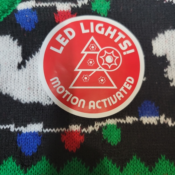 Christmas sweater led light lampoons "the holiday is gonna be lit" - Picture 3 of 4